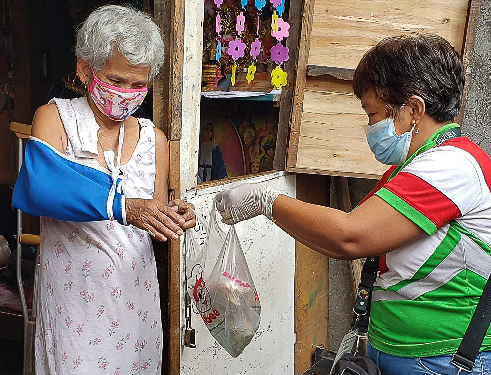 Jollibee Group Foundation’s FoodAID program