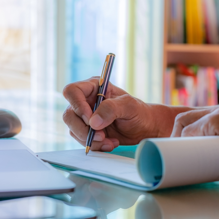 <h2>What is a regular checking accounts?</h2>