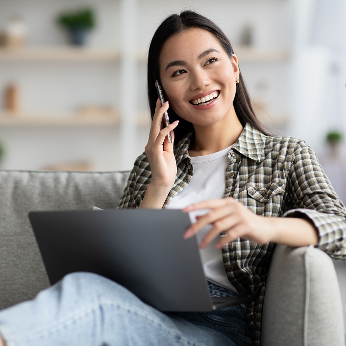 <h2>Automate your <span style="background: linear-gradient(76.66deg, #0357ff 10.45%, #ac30ff 54.85%); color: transparent; background-clip: text;">bill payments</span></h2>