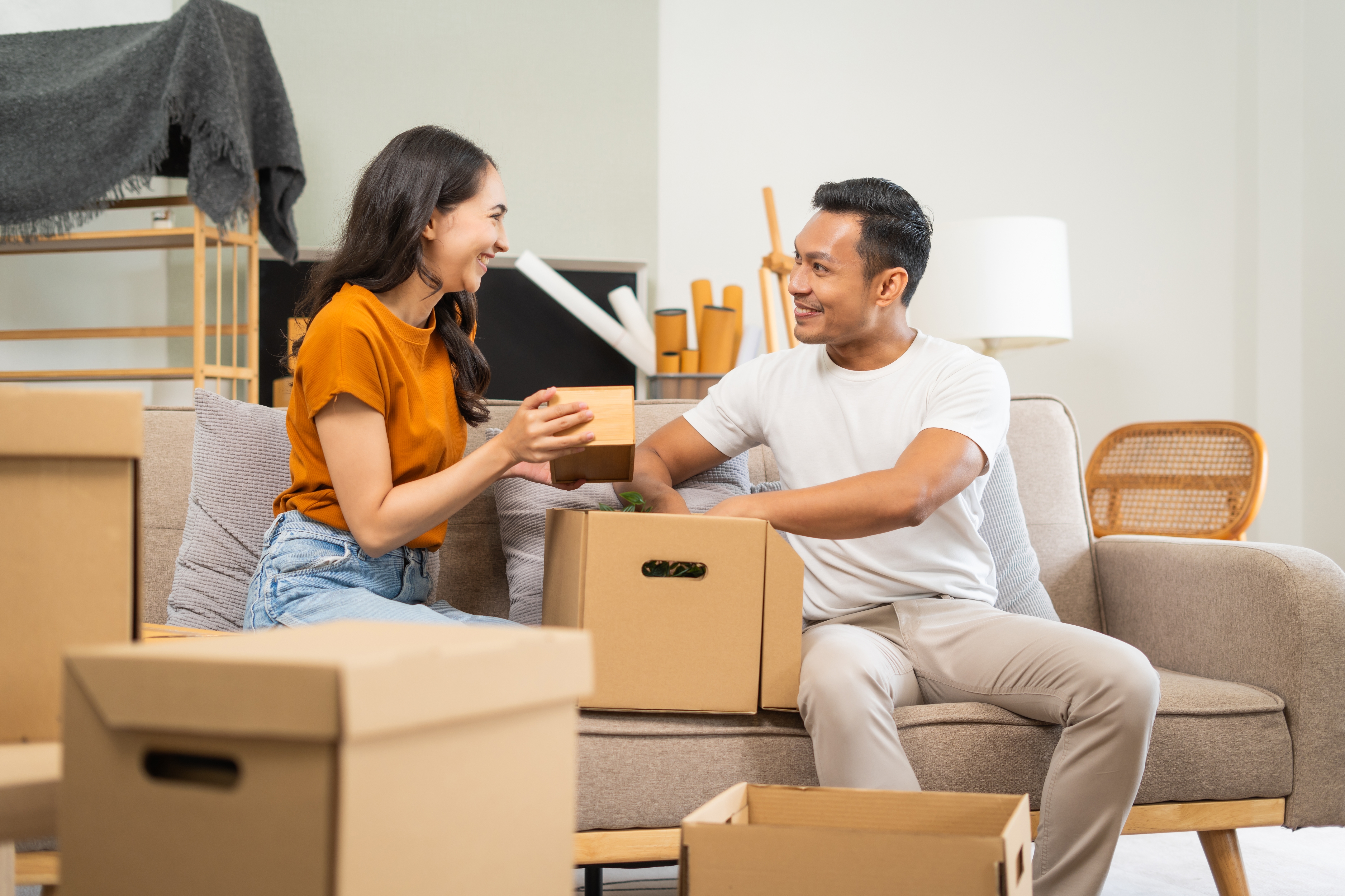 <h2>Move into your dream house</h2>