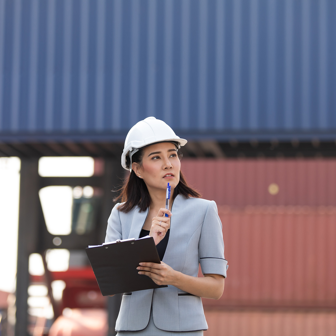 <p>Protect yourself through forex risk management</p>