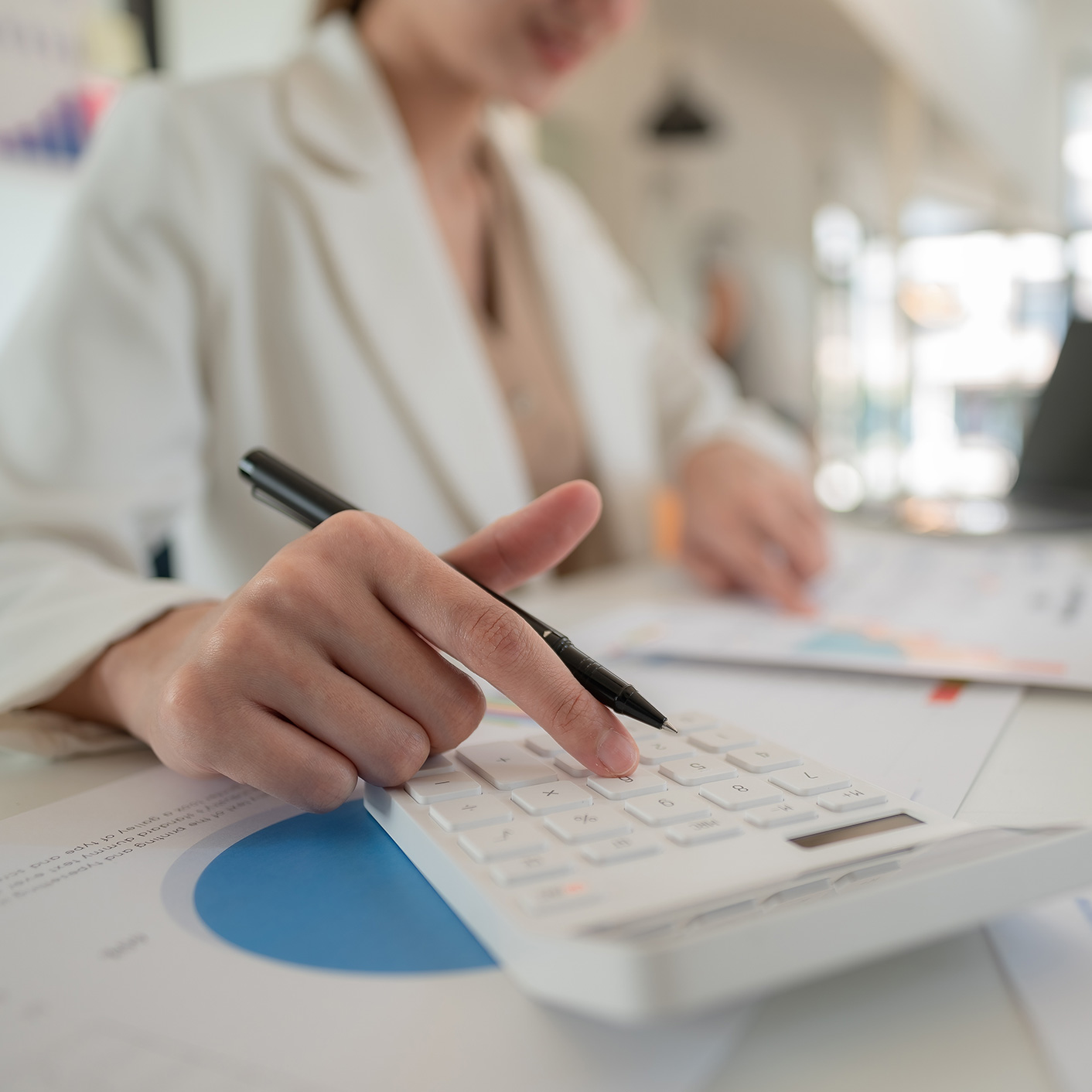 <h2>Interested in <span style="background: linear-gradient(76.66deg, #93A8FF 10.45%, #90EEFF 54.85%); color: transparent; background-clip: text;">Structured Investments?</span></h2>