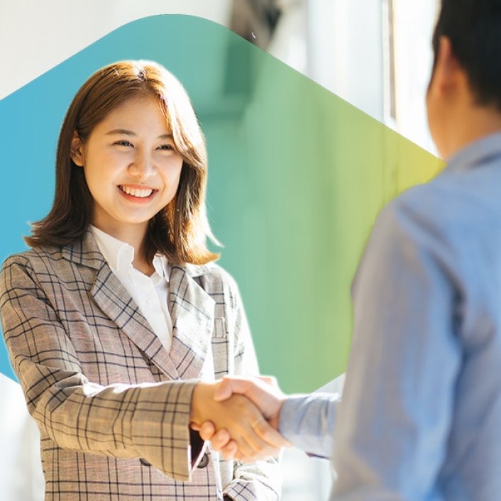 <h2>How a Metrobank Term Loan <span style="background: linear-gradient(76.66deg, #0357ff 10.45%, #ac30ff 54.85%); color: transparent; background-clip: text;">can help your business</span></h2>